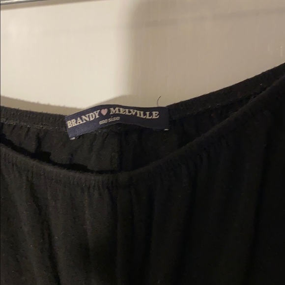 Brandy Melville Flowy Shorts - Picture 2 of 2